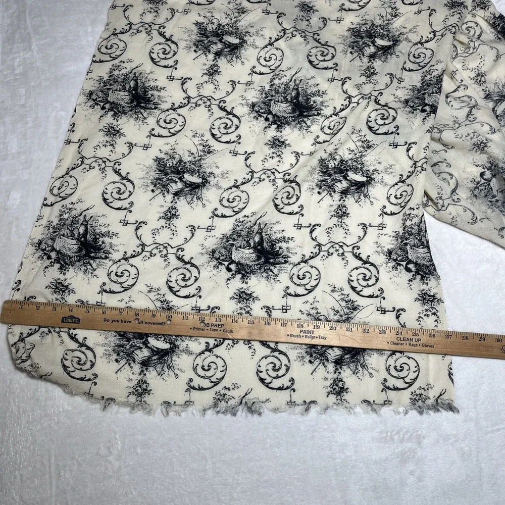 J Crew VTG Scarf Womens Rabbit Paisley Flower Print  White Cream Preppy 27